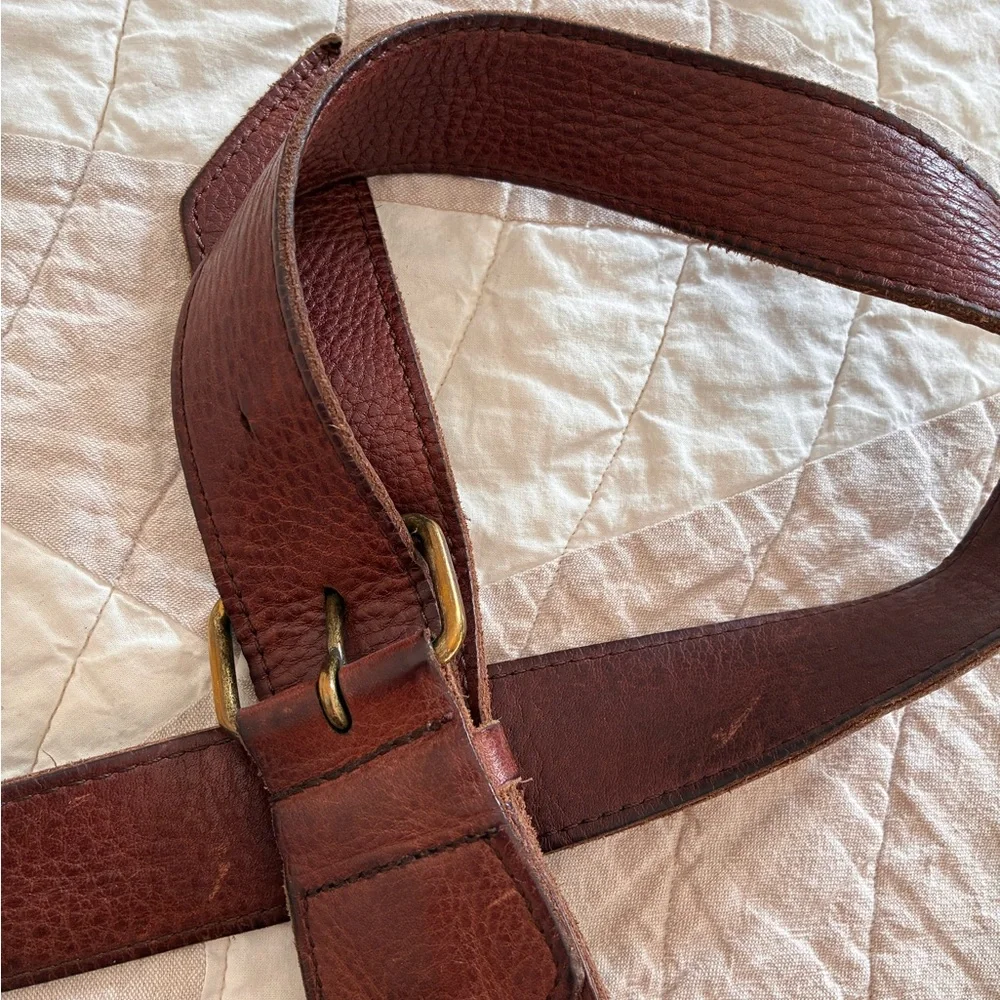 Duluth Co. brown leather messenger bag - Picture 4 of 8